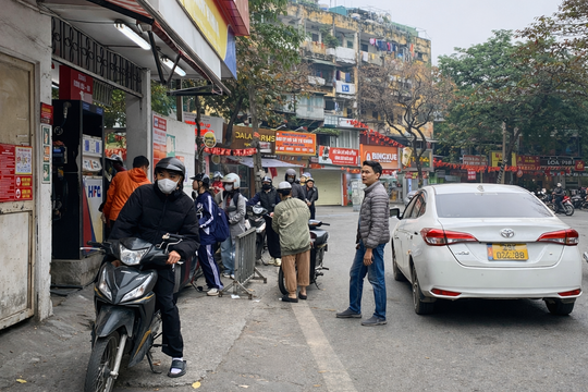 Xăng, dầu đồng loạt tăng giá từ chiều 5-2