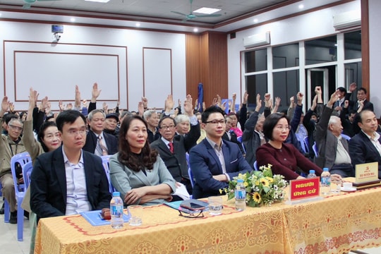 Cử tri nơi cư trú tín nhiệm giới thiệu đồng chí Bùi Huyền Mai ứng cử đại biểu HĐND TP Hà Nội