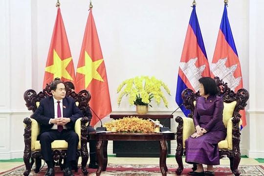 Chủ tịch Quốc hội Trần Thanh Mẫn hội kiến Chủ tịch Quốc hội Campuchia Khuon Sudary