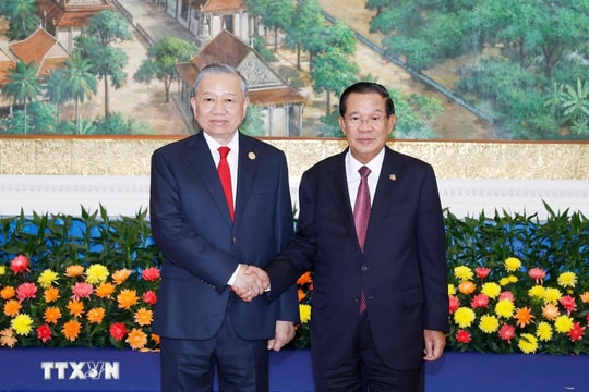 Tổng Bí thư Tô Lâm hội kiến Samdech Techo Hun Sen
