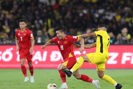 Đông nhưng chưa tinh