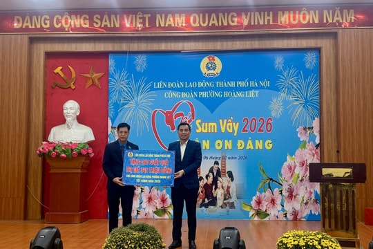 Công đoàn phường Hoàng Liệt lan tỏa yêu thương tới đoàn viên, người lao động nhân dịp “Tết sum vầy”