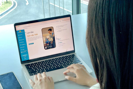 Vietnam Airlines ra mắt website mới mở “cửa ngõ số” trong hành trình 5 sao