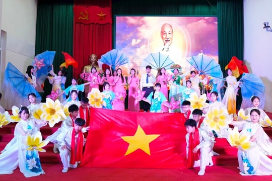 Tưng bừng Liên hoan văn nghệ giữa các thôn, tổ dân phố, nhà trường trên địa bàn xã Sơn Đồng