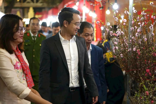 Chợ hoa Xuân Phố cổ 2026 chính thức khai mạc