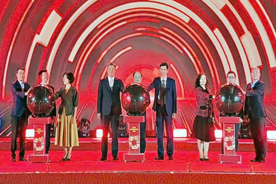 Khai mạc Lễ hội Xuân Bính Ngọ 2026 tại phường Từ Liêm