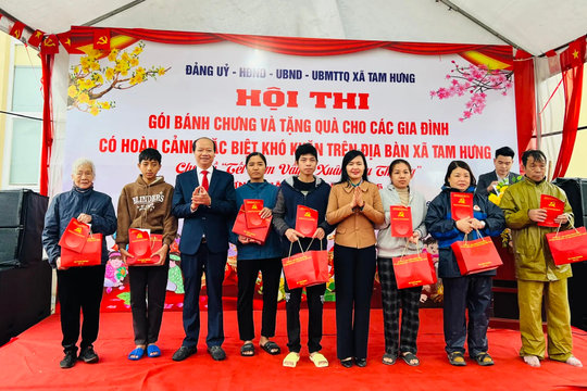 Xã Tam Hưng: Lan toả nghĩa tình chương trình “Tết sum vầy – Xuân yêu thương”