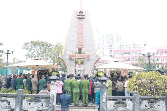 Phường Yên Sở dâng hương tưởng niệm các Anh hùng liệt sĩ