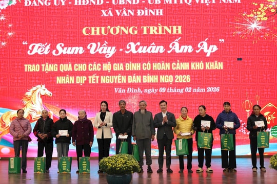 Xã Vân Đình tổ chức “Tết sum vầy - xuân ấm áp”