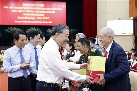 Tổng Bí thư Tô Lâm chúc Tết Đảng bộ, chính quyền và Nhân dân TP Hồ Chí Minh