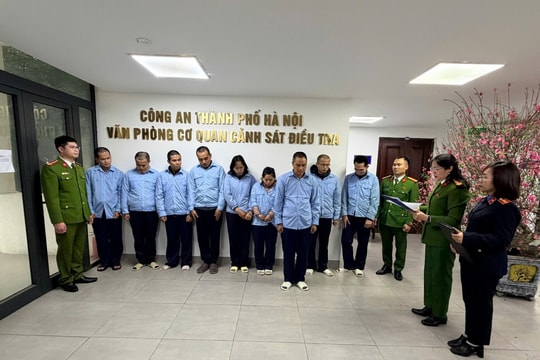 Khởi tố 9 đối tượng lừa đảo chiếm đoạt hơn 318 tỷ đồng của một ngân hàng tại Hà Nội