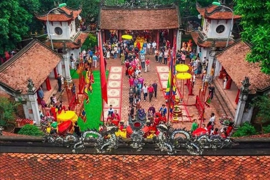 Lễ hội đền Và diễn ra từ ngày 2 đến ngày 5-3