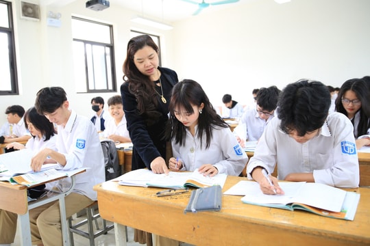 Tin tức đặc biệt trên báo in Hànộimới ngày 11-2-2026