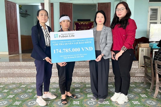 Fubon Life Việt Nam chi trả quyền lợi bảo hiểm cho khách hàng tại Thanh Hóa