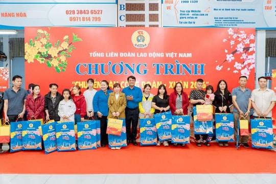 Chuyến tàu Công đoàn đưa hàng nghìn đoàn viên, người lao động về quê đón Tết
