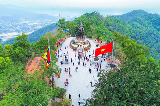 Chuẩn bị chu đáo cho lễ hội đền Sóc