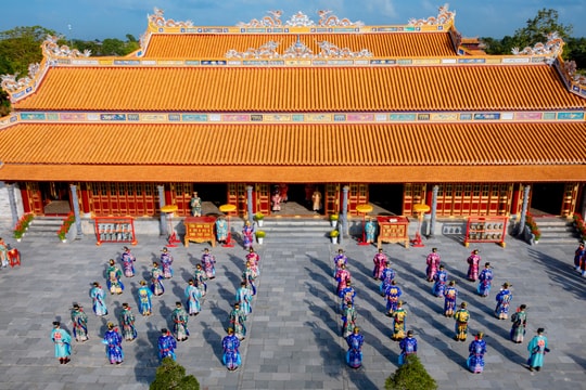 Tái hiện Lễ Thiết triều Nguyên đán thời Nguyễn
