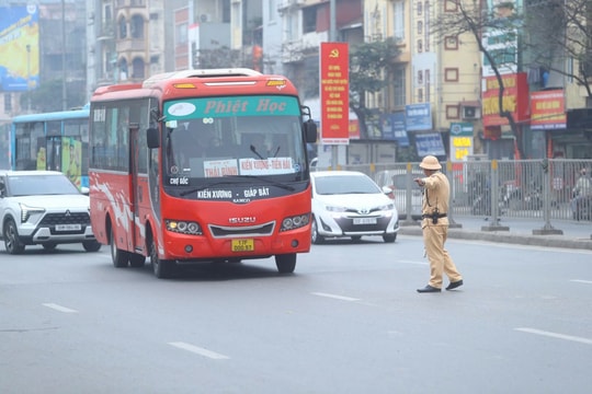 CSGT Hà Nội ứng dụng công nghệ AI, quyết liệt xử lý vi phạm xe khách dịp cận Tết