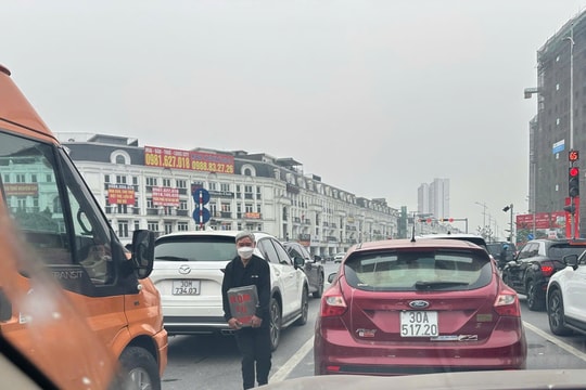 Xử lý nghiêm tình trạng ăn xin, hát rong trên các tuyến phố Hà Nội