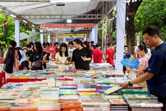 Hội Sách Hà Nội lần thứ XI – năm 2026 mang chủ đề “Sách mở tri thức - Công nghệ dẫn tương lai”