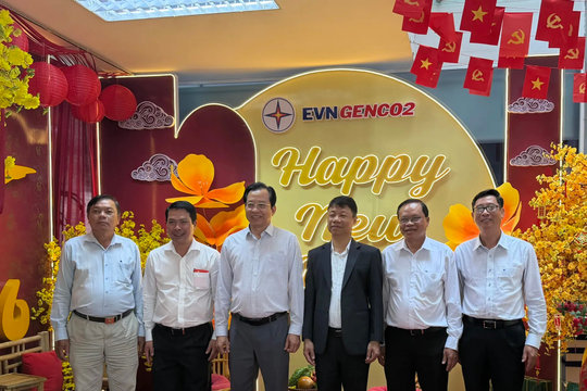Lãnh đạo UBND TP Cần Thơ thăm, chúc Tết doanh nghiệp