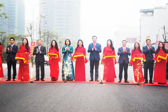 Phường Phúc Lợi triển khai những công trình phục vụ thiết thực đời sống người dân