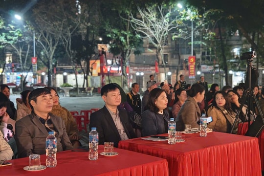 Rực rỡ sắc màu đêm văn nghệ mừng Đảng, mừng Xuân tại phường Đống Đa