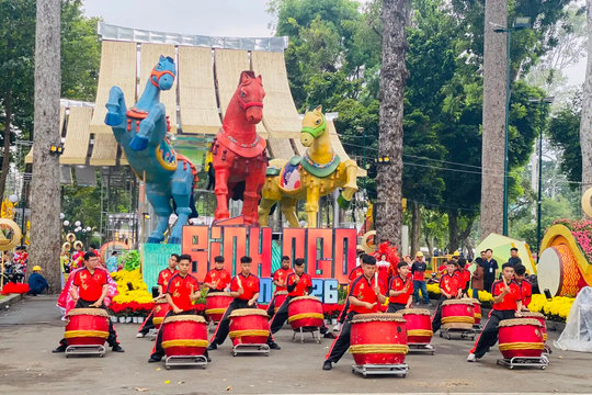Hội hoa Xuân TP Hồ Chí Minh lần thứ 46: linh vật ngựa truyền tải thông điệp bứt phá, khơi dậy khát vọng vươn xa
