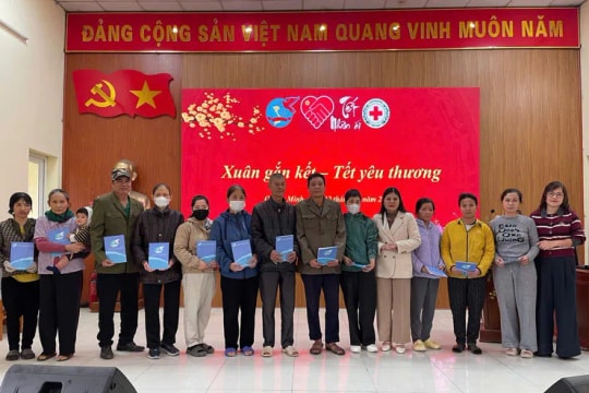 Xã Quang Minh: lan tỏa tinh thần nhân ái, không để ai bị bỏ lại phía sau trong dịp Tết cổ truyền