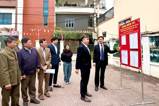 Hà Nội có 11 đơn vị bầu cử, với 54 người ứng cử để bầu 32 đại biểu Quốc hội