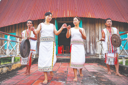 Xuân về trên vùng cao Quảng Ngãi