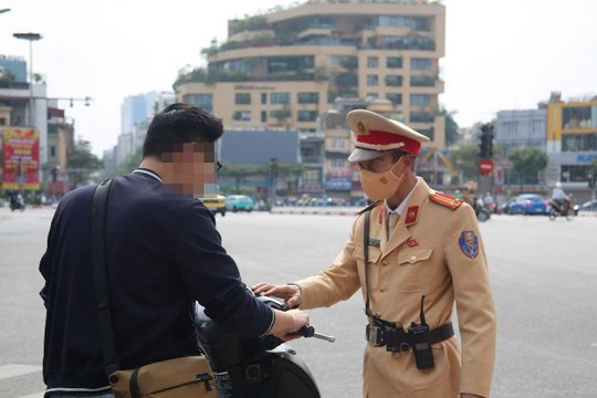 CSGT Hà Nội duy trì kiểm soát, xử lý nghiêm vi phạm trong dịp Tết Bính Ngọ 2026