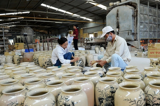 Số hoá làng nghề góp phần đưa sản phẩm truyền thống “vươn ra” thế giới