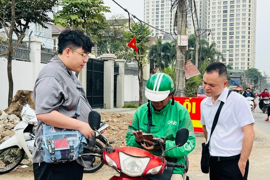 Nhiều lao động chọn ở lại thành phố làm việc xuyên Tết để tăng thu nhập