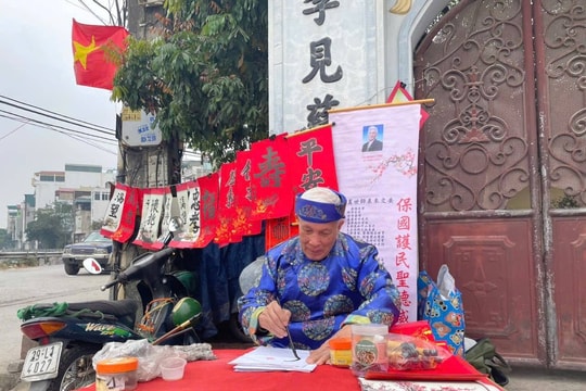 Xin chữ đầu Xuân: Nếp văn hóa đẹp của người Hà Nội