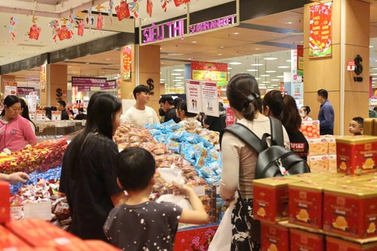 Giá sinh hoạt tại Hà Nội đắt đỏ nhất cả nước