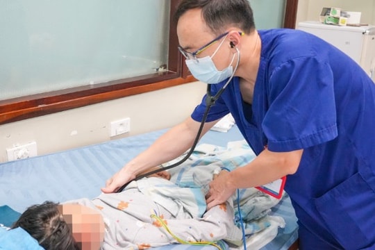3 bệnh nhi viêm cơ tim tối cấp được can thiệp ECMO kịp thời trong những ngày Tết