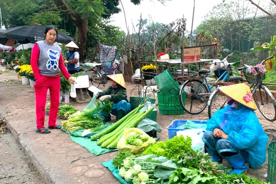 Hà Nội: Không để xảy ra khan hàng, giá cả ổn định trong 5 ngày Tết