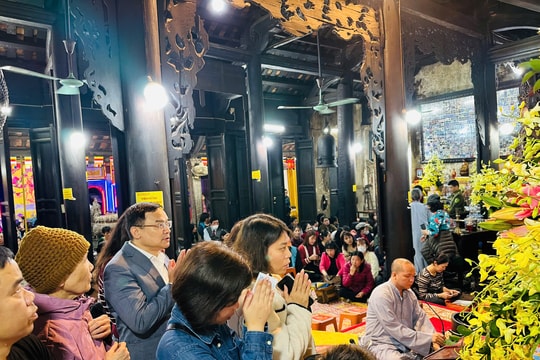 An toàn, tôn nghiêm lễ cầu an đầu năm tại chùa Phúc Khánh