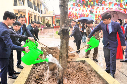 Hòa Xá phát động trồng 4.350 cây xanh trong Tết trồng cây