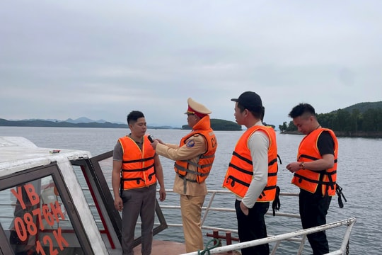 Siết chặt quản lý, phòng ngừa tai nạn giao thông đường thủy
