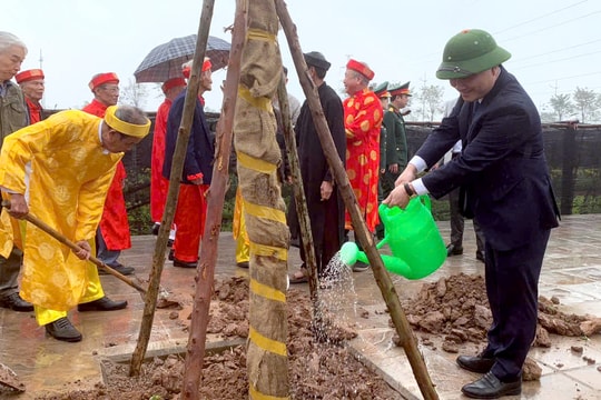 Tây Tựu phấn đấu trồng mới hơn 2.000 cây xanh trong năm 2026