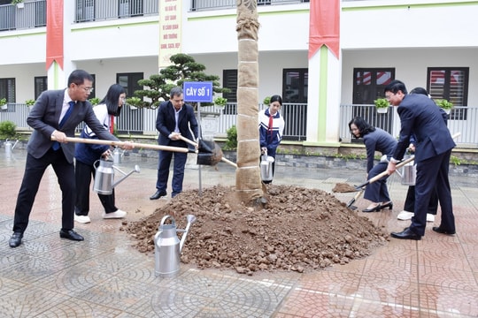 Định hướng xây dựng mô hình trường học xanh - tuần hoàn - bền vững