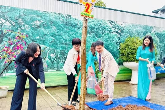 Phường Kim Liên phát động Tết trồng cây Xuân Bính Ngọ 2026: Chung tay kiến tạo đô thị xanh
