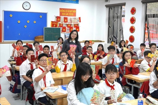 Hơn 2,3 triệu học sinh Hà Nội trở lại trường sau kỳ nghỉ Tết