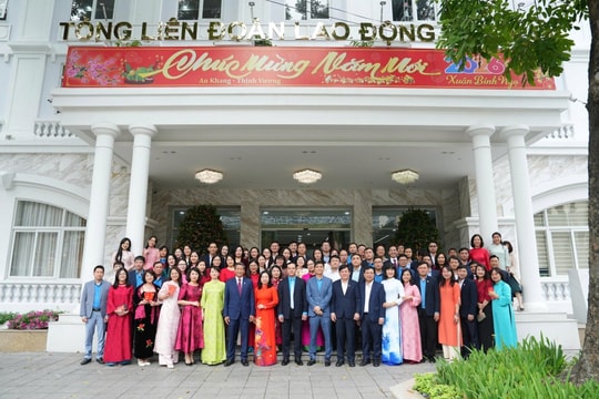 Gặp mặt đầu xuân, giao nhiệm vụ năm 2026 cho cán bộ cơ quan Tổng Liên đoàn Lao động Việt Nam