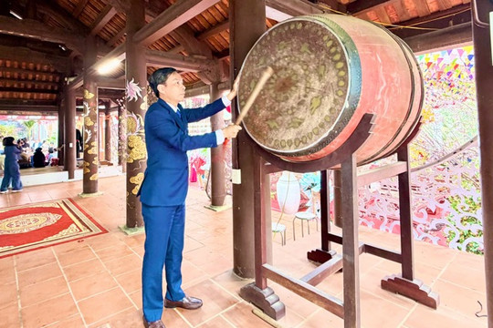 Khai mạc Lễ hội truyền thống Đền Măng Sơn, xã Đoài Phương