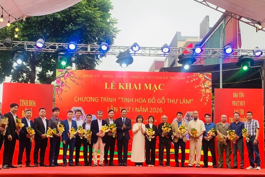 Khai mạc Chương trình “Tinh hoa đồ gỗ Thư Lâm” lần thứ I
