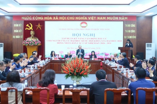 Tập huấn kỹ năng vận động tranh cử cho ứng viên khối Mặt trận