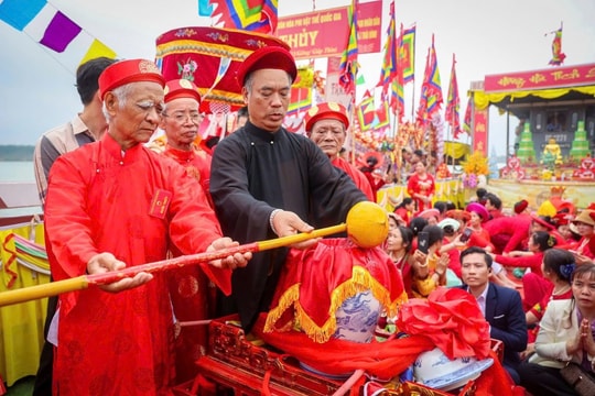 Lễ hội đền Trần năm 2026 “Rực sáng di sản triều Trần - Rạng rỡ chào kỷ nguyên mới”